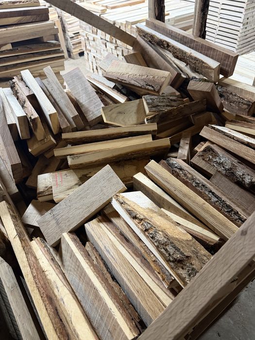 Vand saci cu lemn de foc din stejar / gorun