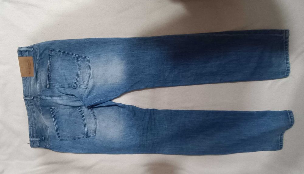 Мъжки дънки PULL AND BEAR