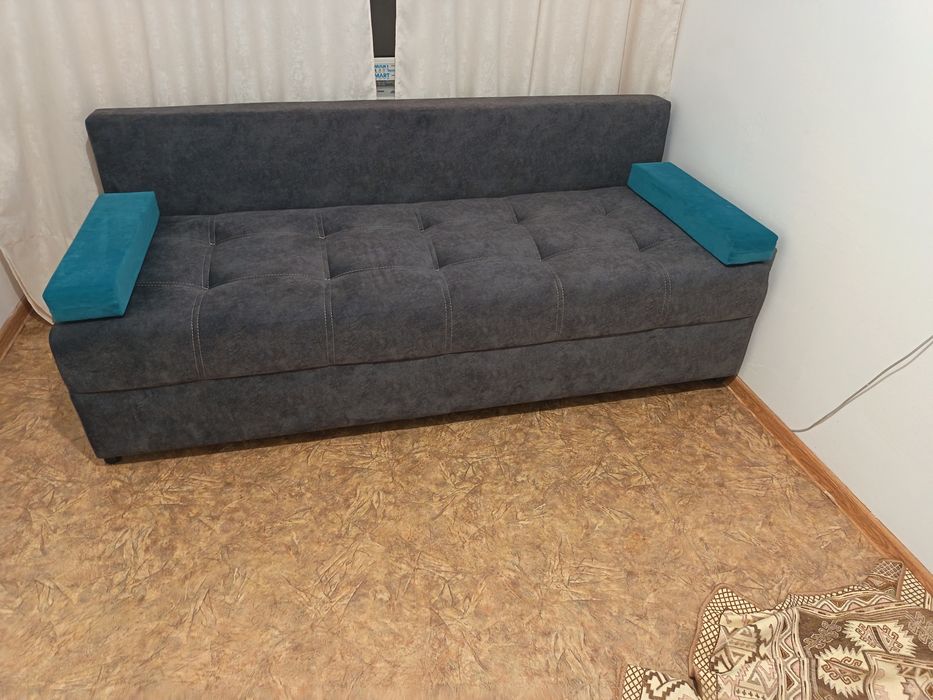 Мягкое мебель диван