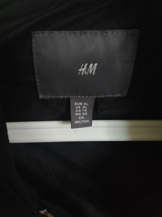 Geaca bomber H&M aproape noua