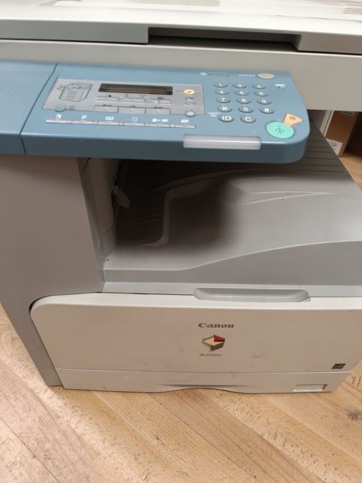Продам копир Canon IR 2016J