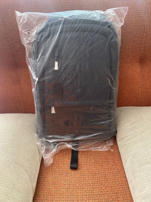 Рюкзак цвет темно серый