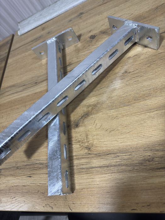 Надежные системы крепления СЭС из горячеоцинкованной стали