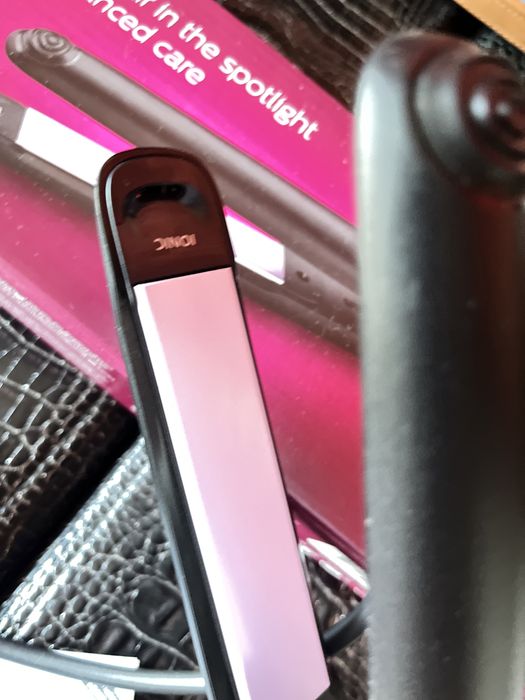 Утюжок для волос Philips