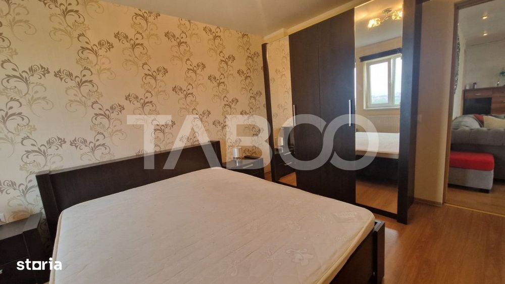 Apartament 4 camere 100 mp utili de vanzare in Sibiu zona Strand