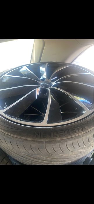 Jante + Cauciucuri 235/35/R19