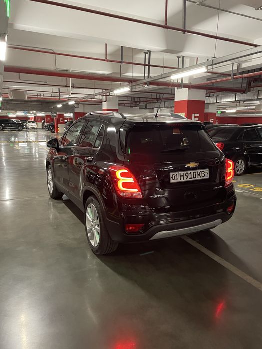 Tracker Premier sotiladi