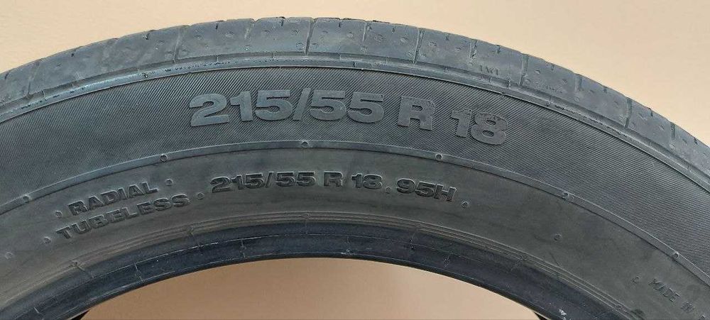 Шины Contenintal 215/55 R18, пробег 54 тыс. км