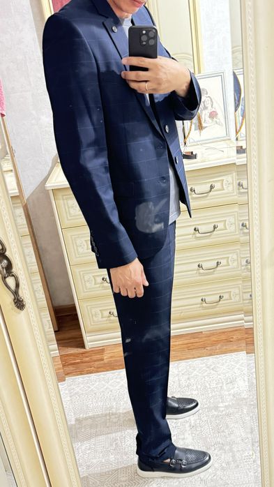 Продам кастюм тройка