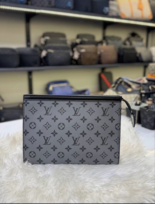 Чанта / плик Louis vuitton/плик/клъч/ Чанта през рамо/ Мъжка чанта