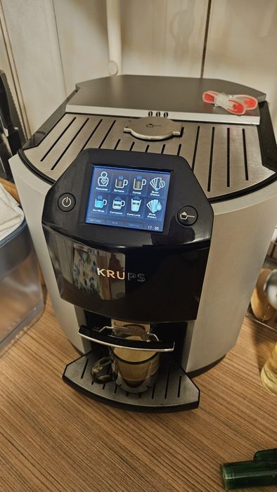 Expresor Krups EA9010