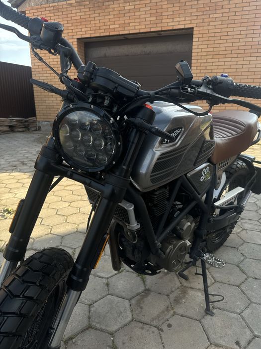 Minsk scrambler 250