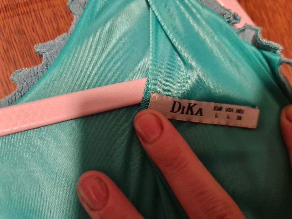 Rochie pentru dama din vascoza  Dika