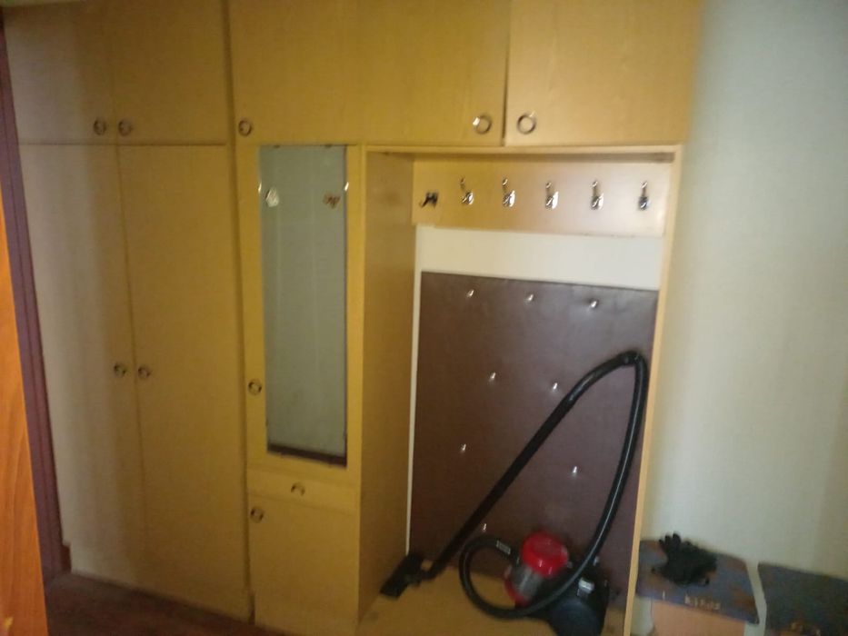 Бесплатно отдам мебель