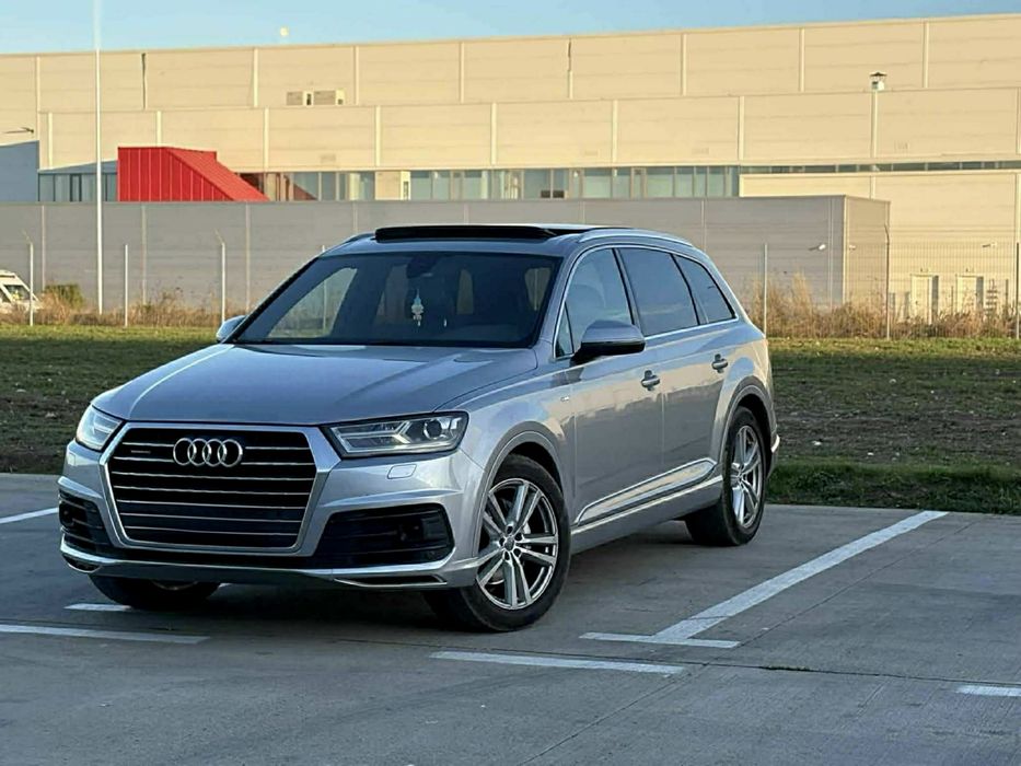 Audi Q7 3.0Tdi pachet S-line