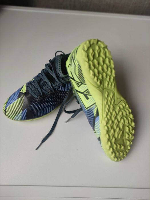 Стоножки и бутонки Nike Puma 37.5