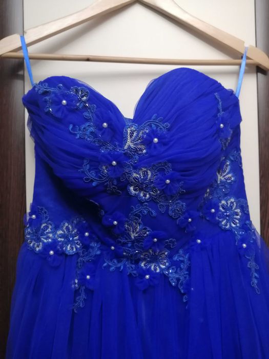 Vând rochie de ocazie Sadrini Style, mărimea 48.