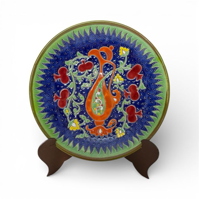 Декотивный кувшины