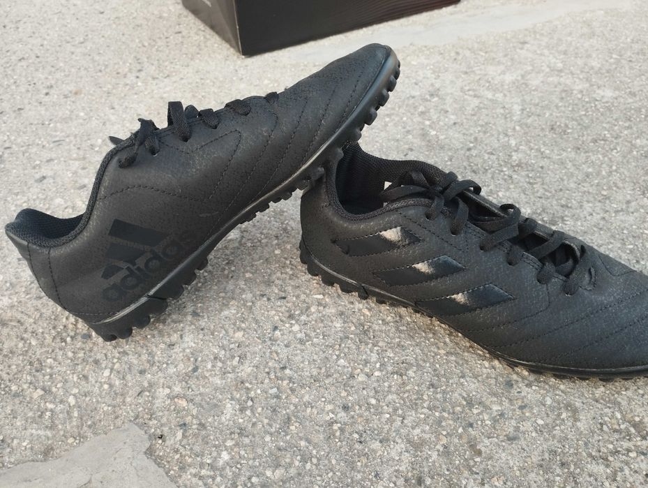 Детски бутонки Adidas