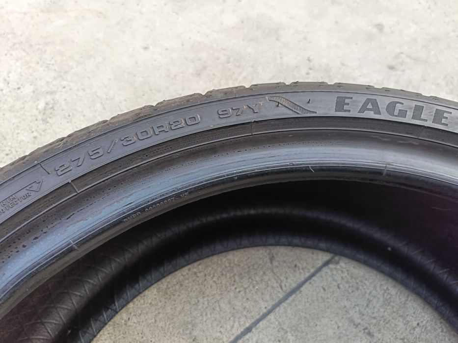 O anvelopa vara 275 30 20 goodyear asymmetric 3 run flat profil de 6,5 mm