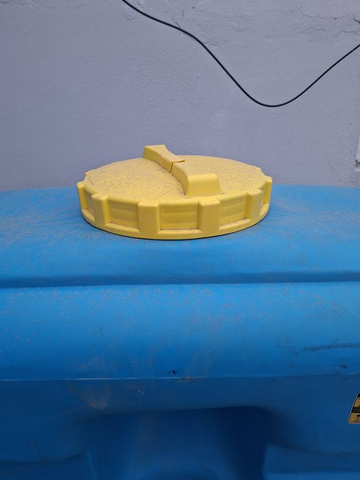 Тонник (1000L) сатылады