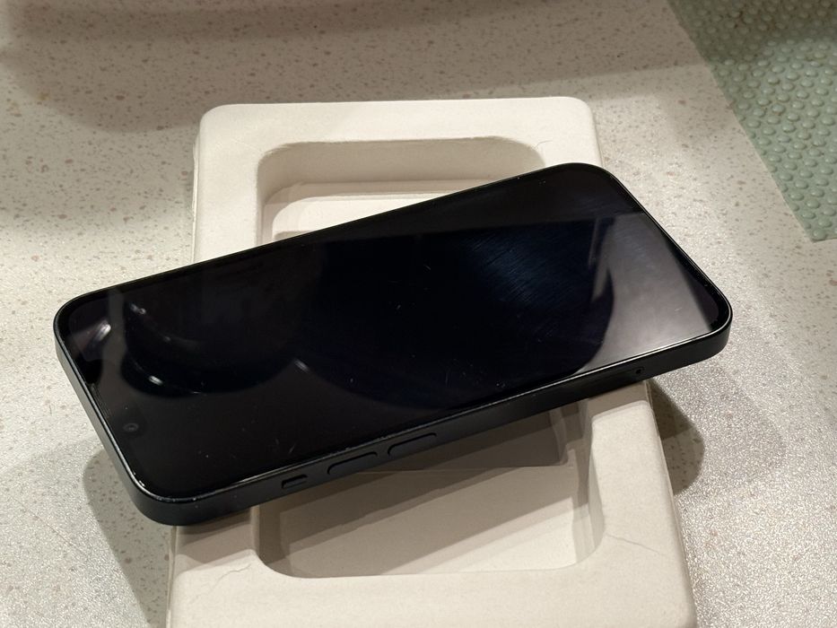 iPhone 14 128GB Black – Перфектен, 100% Батерия!