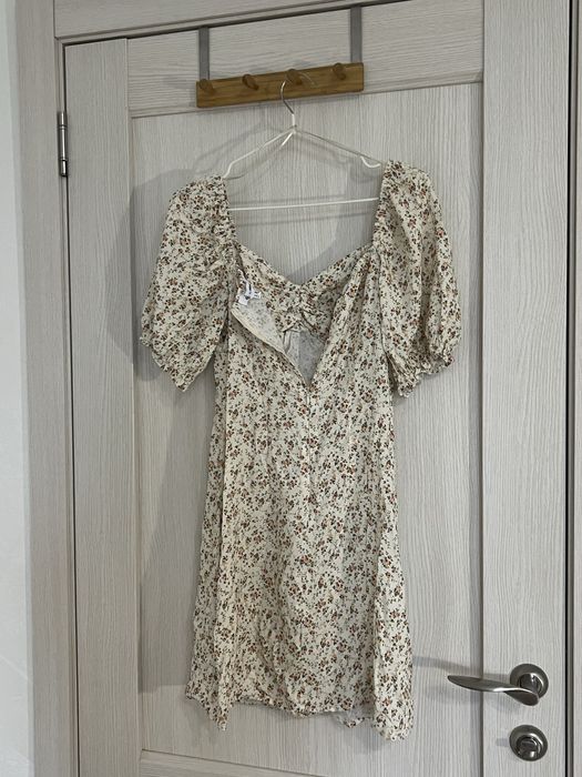 срочно продам милое платье