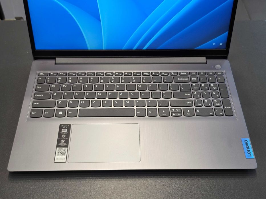 Hope Amanet P7 Laptop Lenovo Ideapad 3 / AMD Ryzen 7