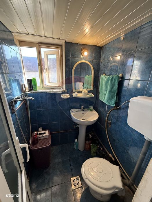 Casa de vânzare in centrul orașului Câmpulung la preț de apartament