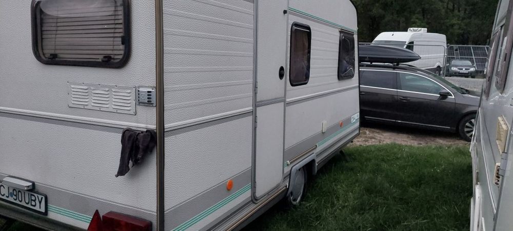 Vând  Rulotă Caravelair