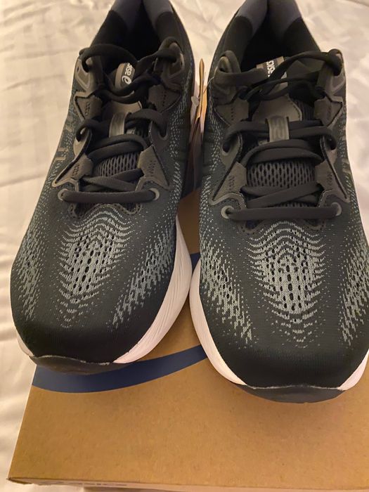 Маратонки Асикс номер 44