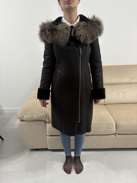 Vand palton de piele si blana naturala