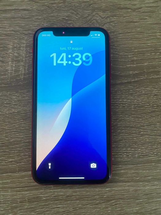 Iphone 11 Red 64 GB