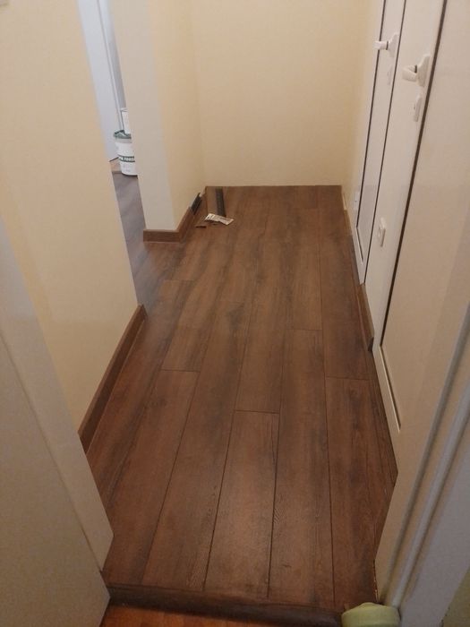 Монтаж на Венилов Ламинат