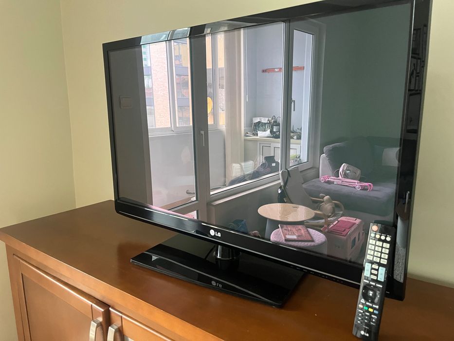 LG 42  42PJ350 42
