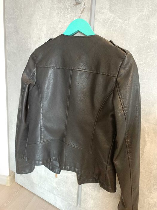 Куртка кожаная женская