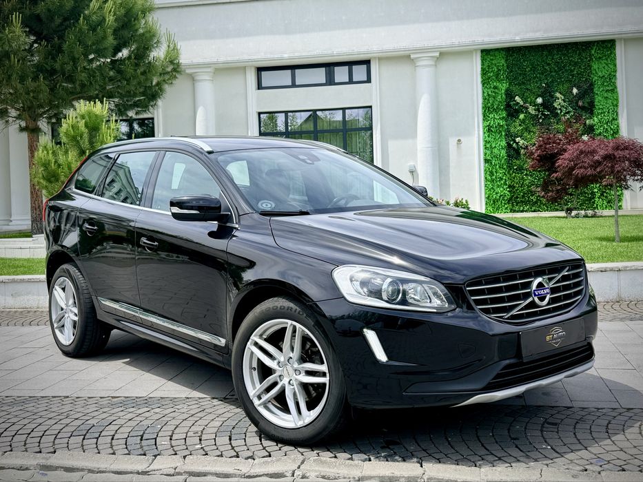 Volvo XC60 Facelift 2.0d Cutie Automata An 2017! Garantie 12 Luni!