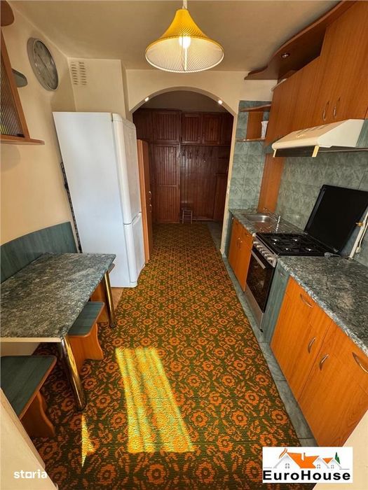 Apartament cu 2 camere de inchiriat in Alba Iulia Cetate Mercur — fotografia 2