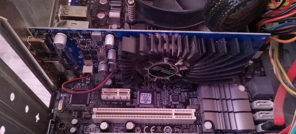 Продам все что на фоте