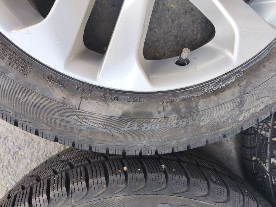 17" оригинални алуминиеви джанти за Nissan Juke.