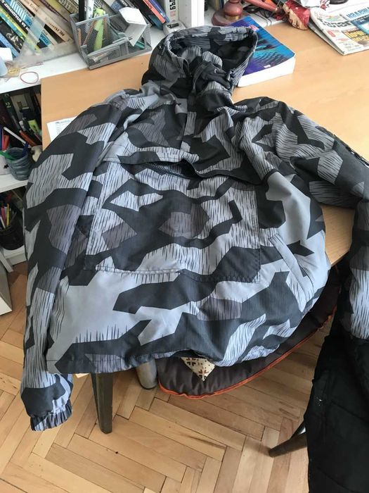 Ново яке унисекс 50 лева