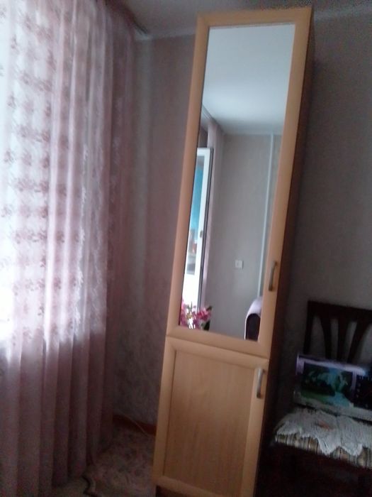 Продам шкаф-пенал