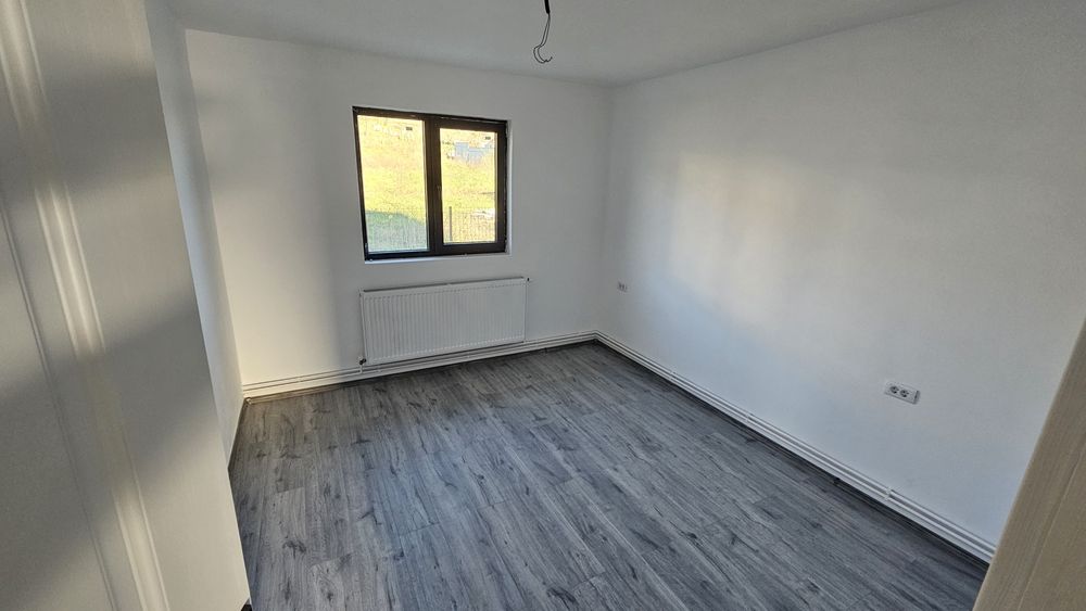 Casă nouă la 3 km de Mioveni