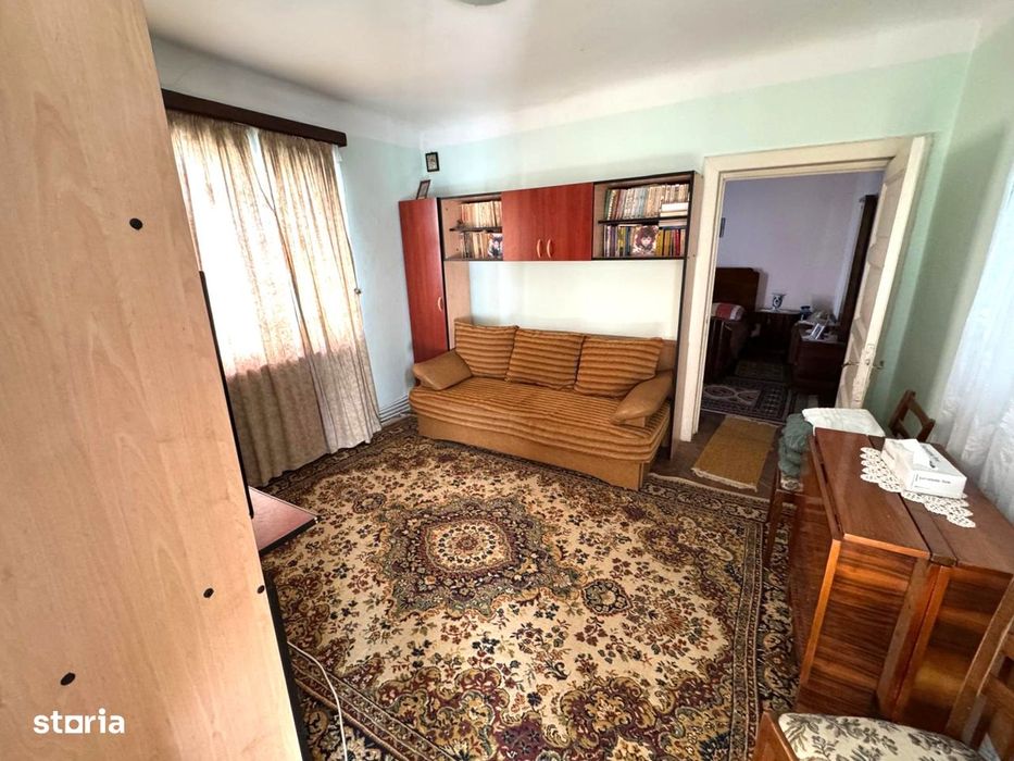 Casă cu arhitectură pragmatică în zona Port