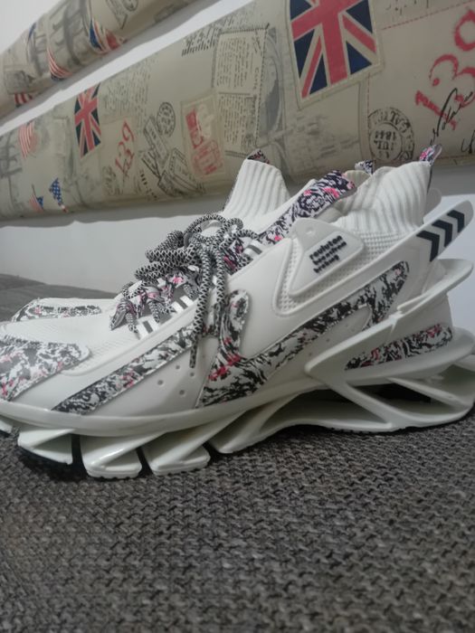 Papuci grix mărimea 44