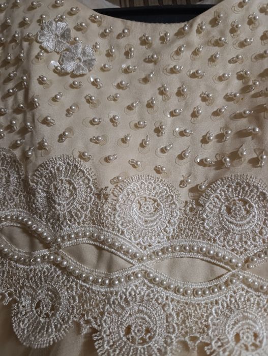 Продаю детское Нарядное платье