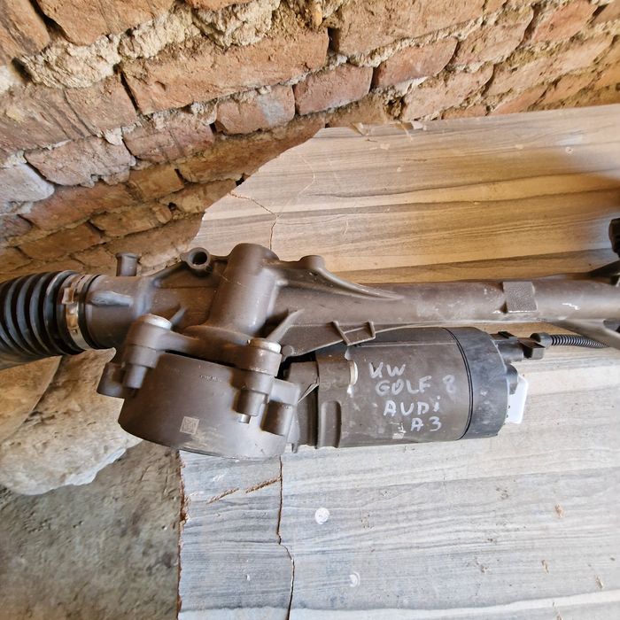 VW GOLF 8 Audi A3 рейка