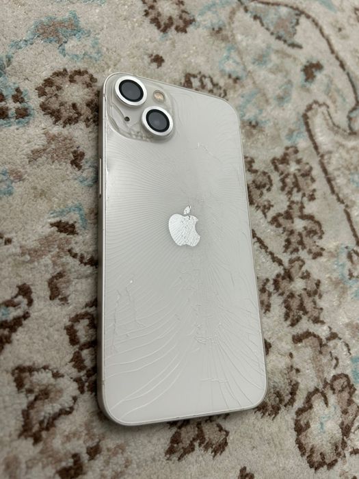 Айфон 13 128 гб идеал