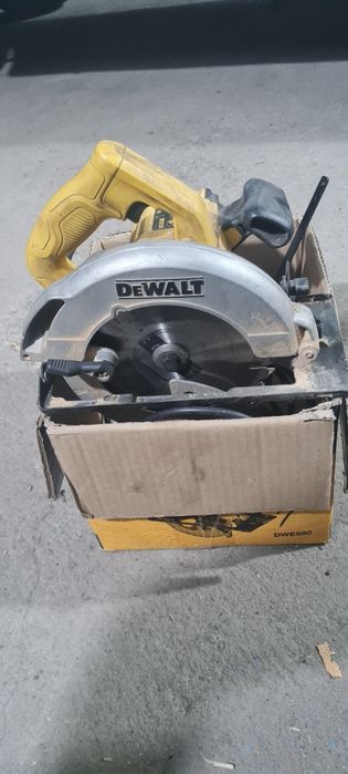 Дисковая пила DeWalt