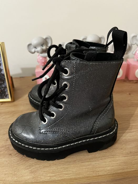 Бляскави боти HM 24 размер